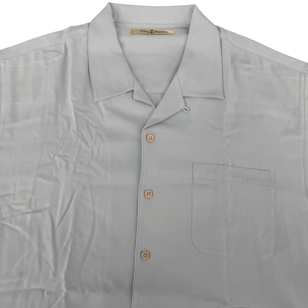 Tommy Bahama Mens Large Light Blue 100% Silk Short Sleeve Camp Button Up Shirt